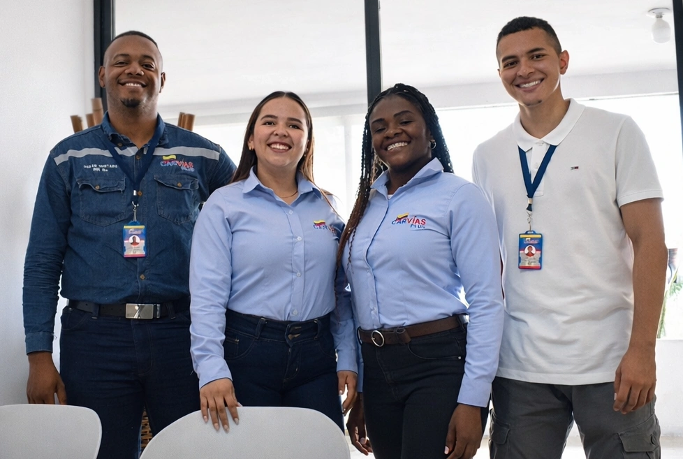 Equipo profesional de Car Vías Plus S.A.S. expertos en logística de GLP en Ibagué